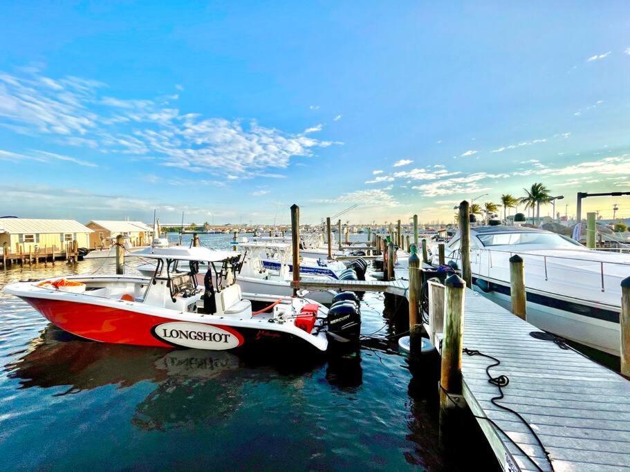 Aruba - Downtown Waterfront 2X2 Dock & Pool Pet-Friendly Villa Key West Exterior photo