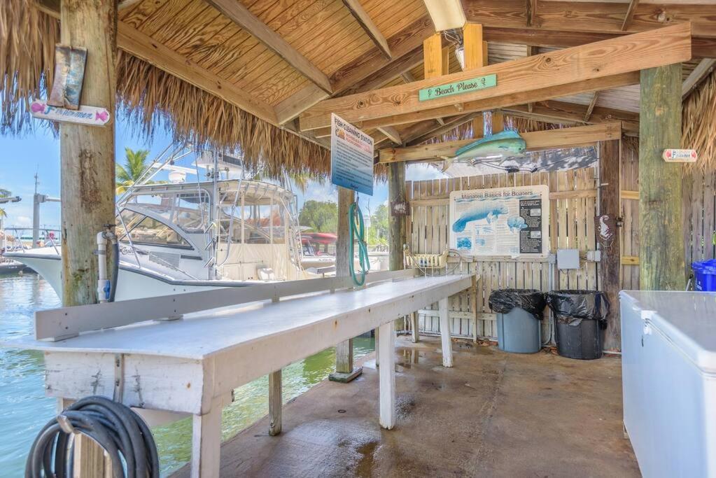 Aruba - Downtown Waterfront 2X2 Dock & Pool Pet-Friendly Villa Key West Exterior photo