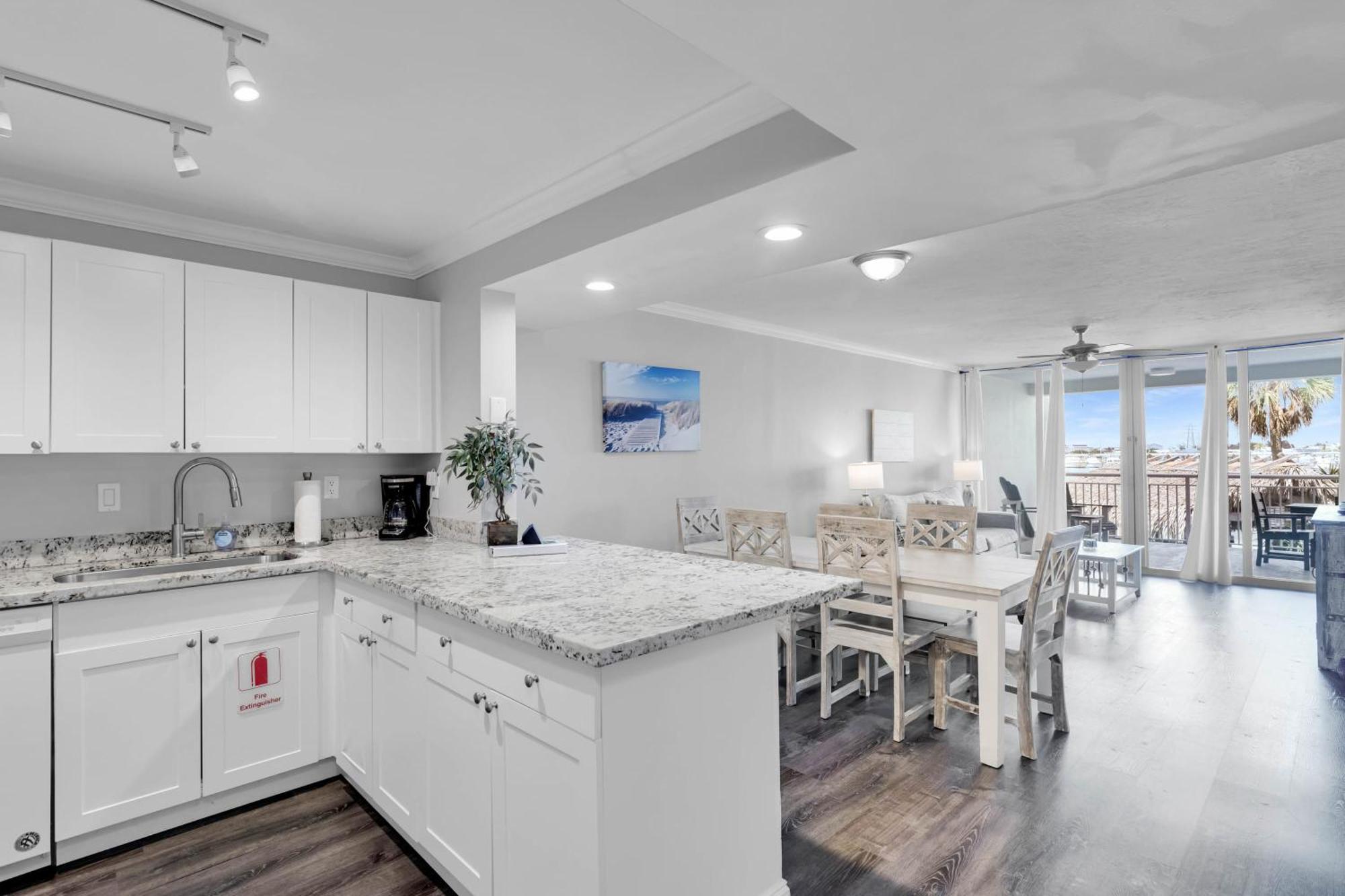 Aruba - Downtown Waterfront 2X2 Dock & Pool Pet-Friendly Villa Key West Exterior photo